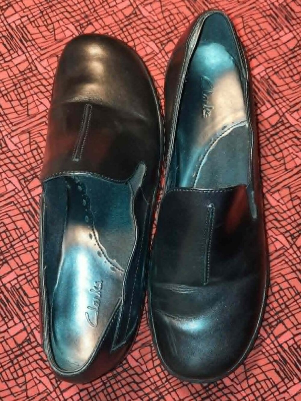 Clarks Black Leather Womens Loafers, Size 9.5